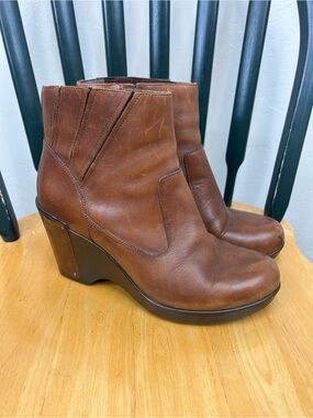 Dansko Brown Leather Wedge Ankle Boots Size 41 Boho‎ Western Classic Zip Up